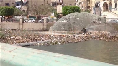 إنشاء شبكة حديدية ببحر يوسف في الفيوم لحجز المخلفات