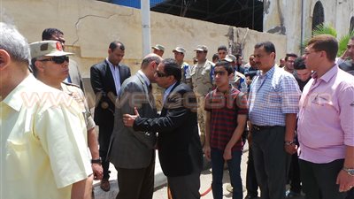 بالفيديو.. قيادات الإسكندرية يقدمون واجب العزاء لأسرة شهيد الشيخ زويد