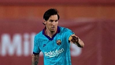 ميسي يواصل أرقامه القياسية مع برشلونة