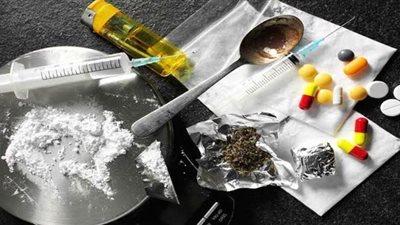 حبس تاجري مخدرات بالجيزة