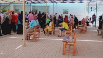 كراسي وكمامات.. إقبال على مقار الاعتذارات عن امتحانات الثانوية بالإسكندرية | صور