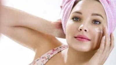 نصائح للعناية ببشرة المراهقات بمواد طبيعية في البيت