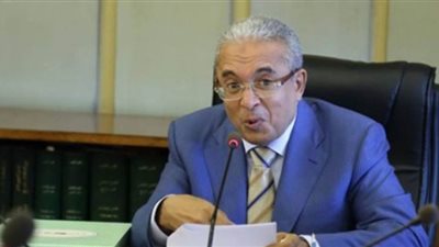 ياسر عمر يستعرض تأثير تداعيات فيروس كورونا على الموازنة العامة للدولة