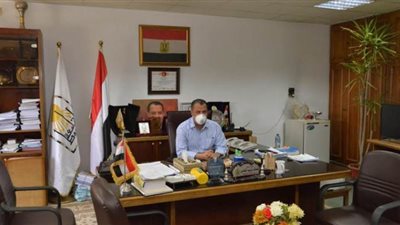 نائب رئيس جامعة أسيوط يعود لاستئناف عمله بعد تعافيه من كورونا