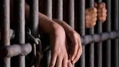 تجديد حبس عاطلين بتهمة ترويج الهيروين بالتجمع