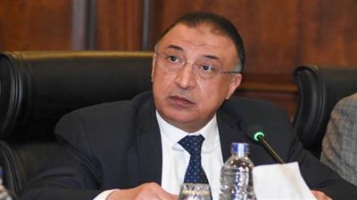 كفيف يستغيث بمحافظ الإسكندرية بعد إصابته وزوجته بكورونا