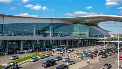 مطار القاهرة يستقبل رحلتين استثنائيتين لعودة العالقين بالسعودية