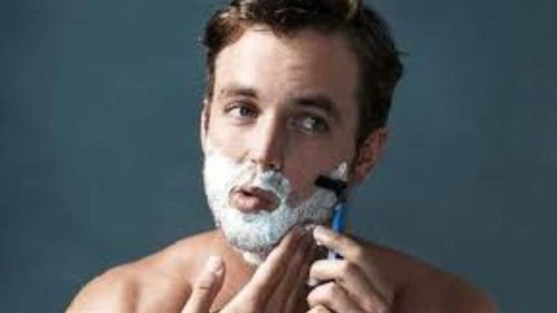 حلاقة الذقن في المنام