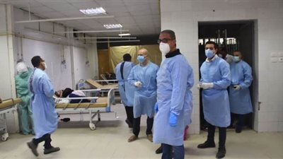 محافظ الفيوم يفاجئ المستشفى العام لمتابعة سير العمل