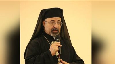 بطريرك الكاثوليك يلتقى كهنة دير البشارة بالإسكندرية