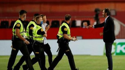 تغريم مايوركا في اقتحام مباراة برشلونة