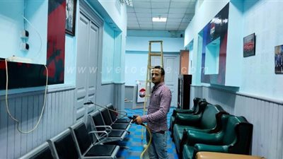 منطقة القاهرة لكرة القدم تواصل تعقيم مقرها للوقاية من فيروس كورونا