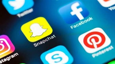 متجر للتطبيقات ومنصة للألعاب.. 7 خدمات جديدة من سناب تهدد وجود فيس بوك
