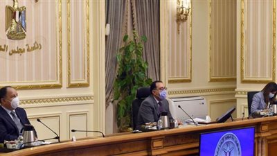 رئيس الوزراء يتابع الموقف التنفيذي للمبادرة الرئاسية 
