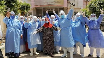 حكاية أكبر معمرة انتصرت على فيروس كورونا بالشرقية | صور