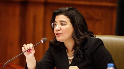 عبد العال: الفلاح مشطوب من الموازنة.. ونائبة: مقصود أن يقهر