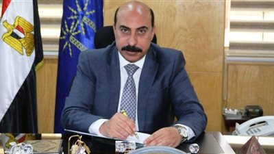 محافظ أسوان يعتمد حركة تنقلات بالديوان العام والوحدات المحلية