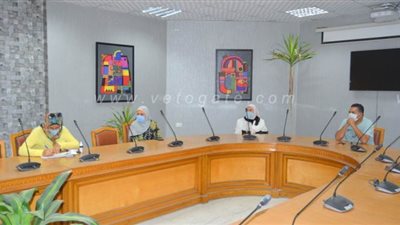 جامعة حلوان تبحث آليات تنمية وتطوير المناطق العشوائية المحيطة بها