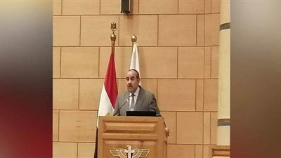 وزير الطيران: لا زيادة في أسعار التذاكر.. ونقدم عروضا لجذب الركاب