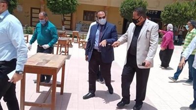 الإسكندرية تستعد لاستقبال امتحانات الثانوية العامة بالرش والتعقيم