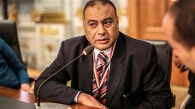 علي عبد العال يمازح نائب خلال الجلسة العامة: اعدل الكمامة ليقولوا نواب أسوان مش عارفين يلبسوها