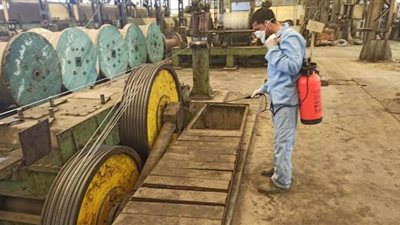 برلمانى يطالب بضخ أموال جديدة فى شركات قطاع الأعمال لتطويرها