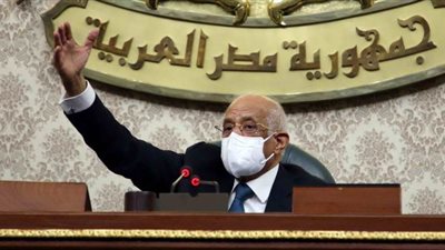 رفع الجلسة العامة للبرلمان بعد الموافقة على الموازنة العامة للدولة