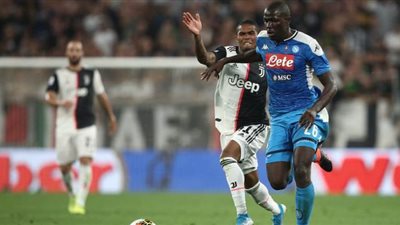 تشكيل نهائي كأس إيطاليا.. رونالدو وميرتينز في هجوم يوفنتوس ونابولي