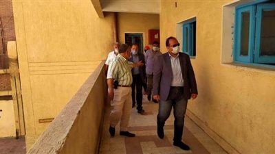 نائب محافظ الإسكندرية يتابع جاهزية لجان الثانوية العامة | صور