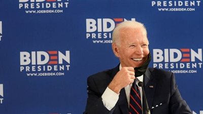 بايدن يتهم ترامب بالفشل في التعامل مع جائحة كورونا