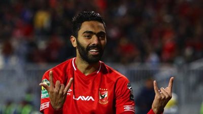 أشرف زكي: بكيت بشدة لما شفت الشحات يقبِّل قدم والدته.. وكنت أتمنى اعتزال 