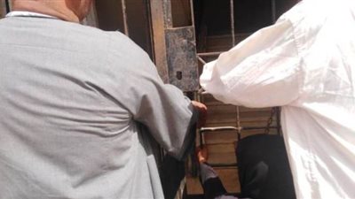 إخلاء 17 وحدة سكنية مقتحمة بـ