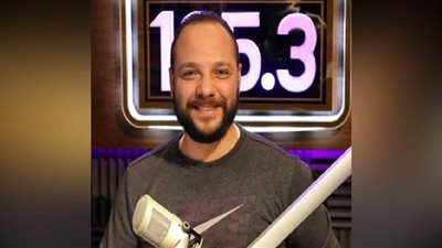 مذيع الراديو عمرو صلاح يعلن تعافيه من فيروس كورونا