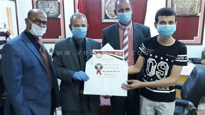 تعليم الوادى الجديد يكرم أوائل الإعدادية وعددا من رواد التعليم