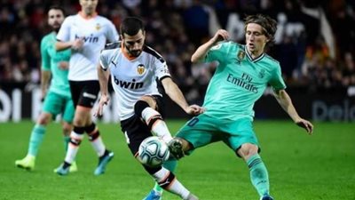 التشكيل الرسمي لموقعة ريال مدريد وفالنسيا في الليجا