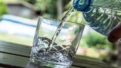 علماء ألمان يوضحون تأثير تناول كوب ماء صباحا