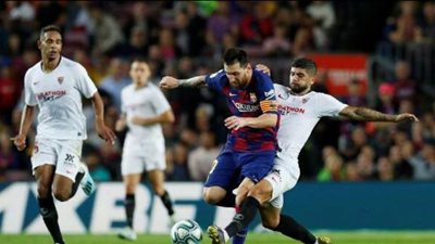 مباراة إشبيلية وبرشلونة تشهد سابقة تاريخية