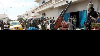 بسبب النفط.. اشتباكات مسلحة دموية بين ميليشيات حكومة السراج غرب ليبيا