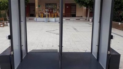 19 صورة ترصد الاستعدادات النهائية لتجهيز لجان الثانوية فى الإسكندرية