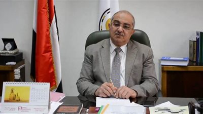 استدعاء المدرسين المساعدين والمعيدات وامتياز التمريض بمستشفيات أسيوط الجامعية لمواجهة كورونا