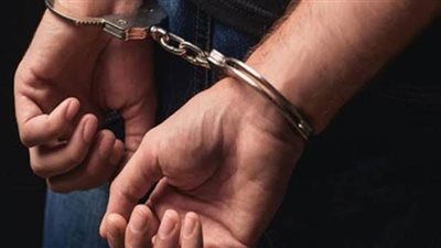 التحفظ على 3 أشخاص بتهمة تصوير مقطع تيك توك في وقت الحظر في الخليفة