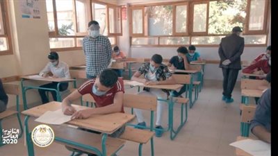 قبل ساعات من الانطلاق.. 10 مهام للمراقب بامتحانات الثانوية العامة