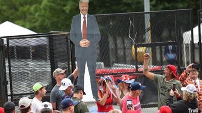 إصابة 6 من منظمي تجمع انتخابي لترامب بكورونا