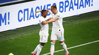زينيت يكتسح تسيسكا موسكو برباعية  في الدوري الروسي