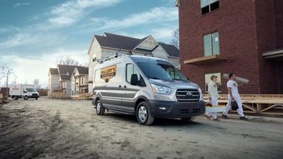 فورد تزود شاحنة ترانزيت بناقل حركة أوتوماتيكي متطور من 10 سرعات