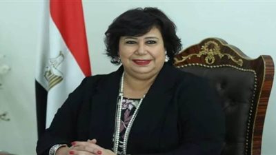 وزيرة الثقافة: إجراءات محددة لفتح السينمات والمسارح الفترة المقبلة