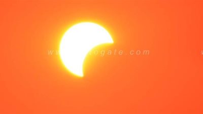 17 صورة توضح  الكسوف الحلقي للشمس في مصر
