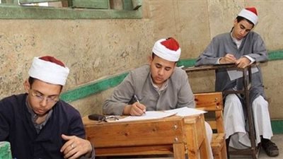 بدء امتحان مادة الفقه لطلاب القسم العلمي بالثانوية الأزهرية