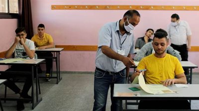 لطلاب الثانوية العامة.. 5 إجراءات يجب اتباعها في حال ظهور أعراض كورونا عليك