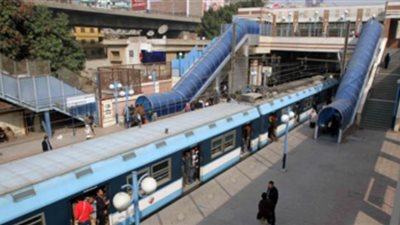 الاستماع لأقوال العاملين بمحطة مترو غمرة بواقعة انتحار مسن